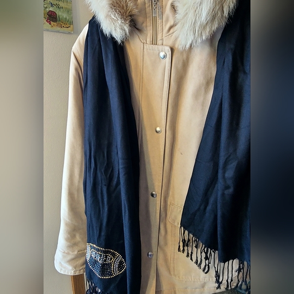 Vintage Lyn Dorf Wool and Silk Football Scarf - Picture 5 of 5